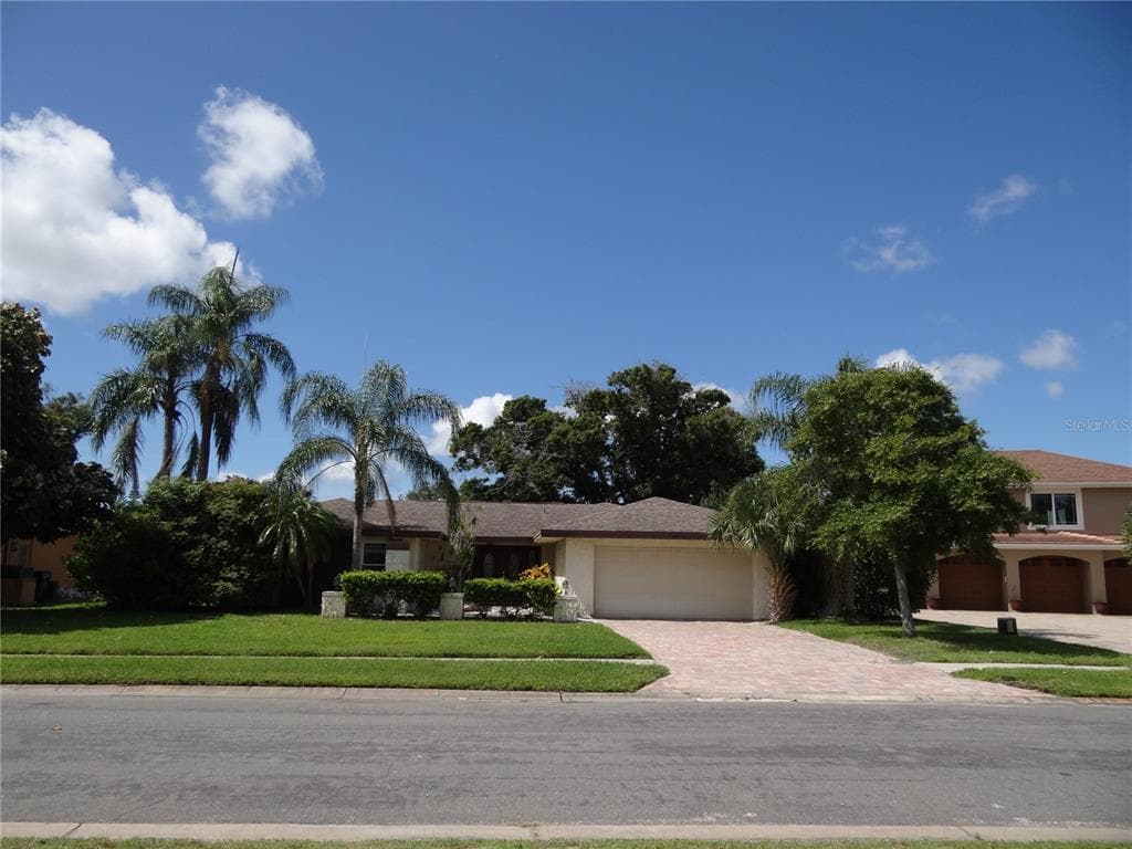 9212 GRAND BLANC DRIVE SEMINOLE, FL 33777