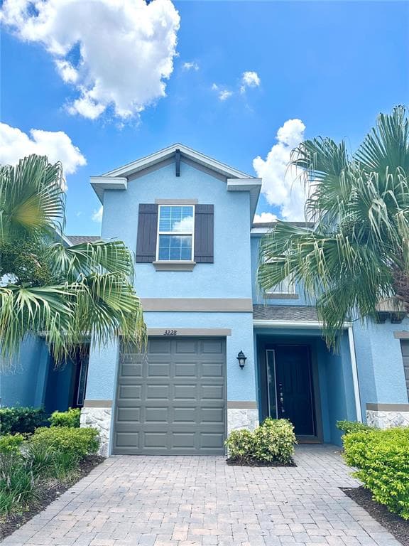 3228 PAINTED BLOSSOM COURT LUTZ, FL 33558