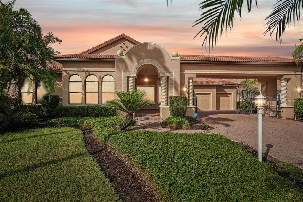 6826 TURNBERRY ISLE COURT LAKEWOOD RANCH, FL 34202