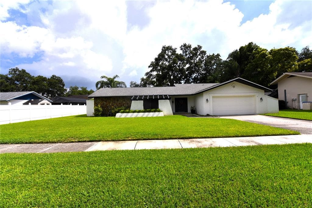 2265 WESTBURY AVENUE CLEARWATER, FL 33764