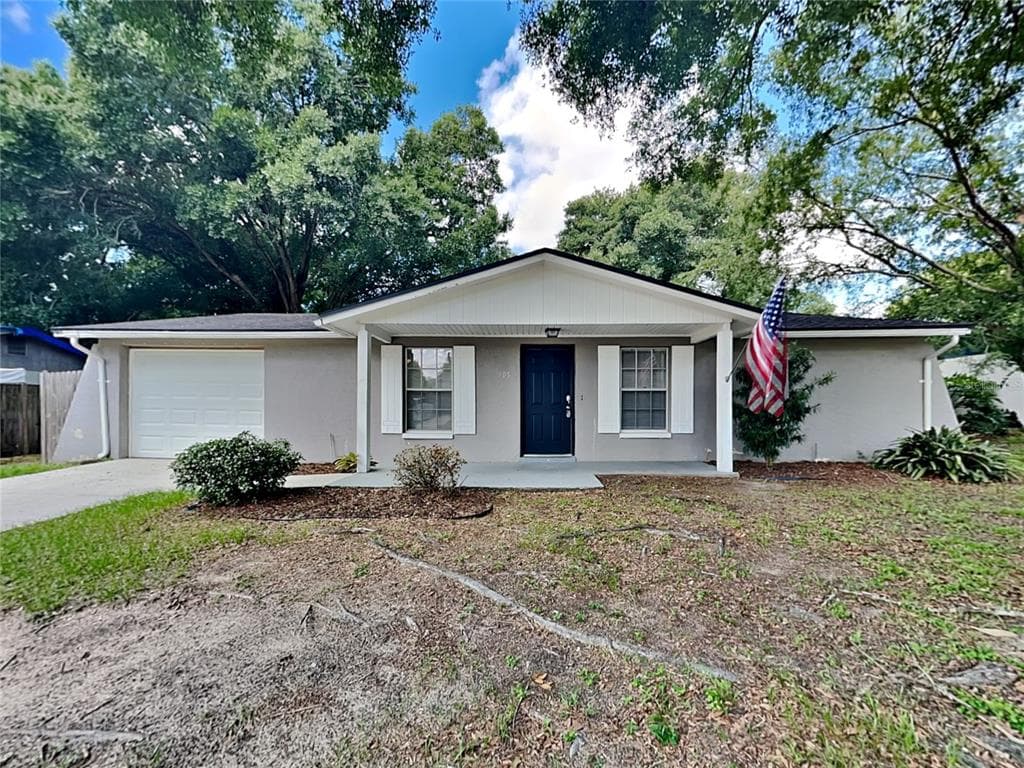 905 BALMORAL PLACE VALRICO, FL 33594