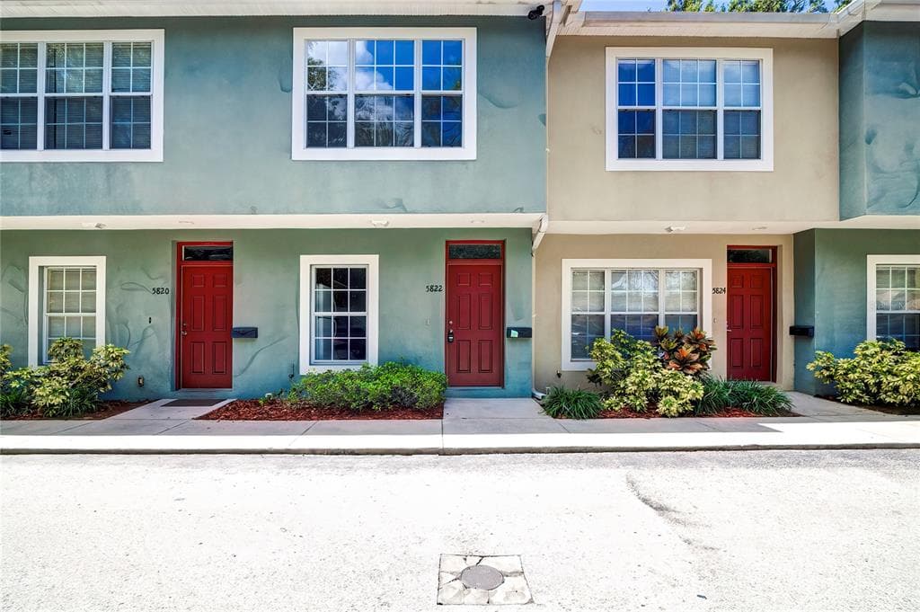 5822 NATURE TERRACE COVE TAMPA, FL 33617