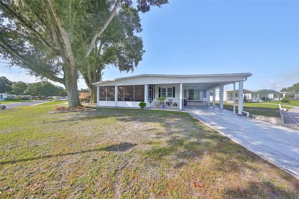 3619 CASTLE DRIVE ZEPHYRHILLS, FL 33540