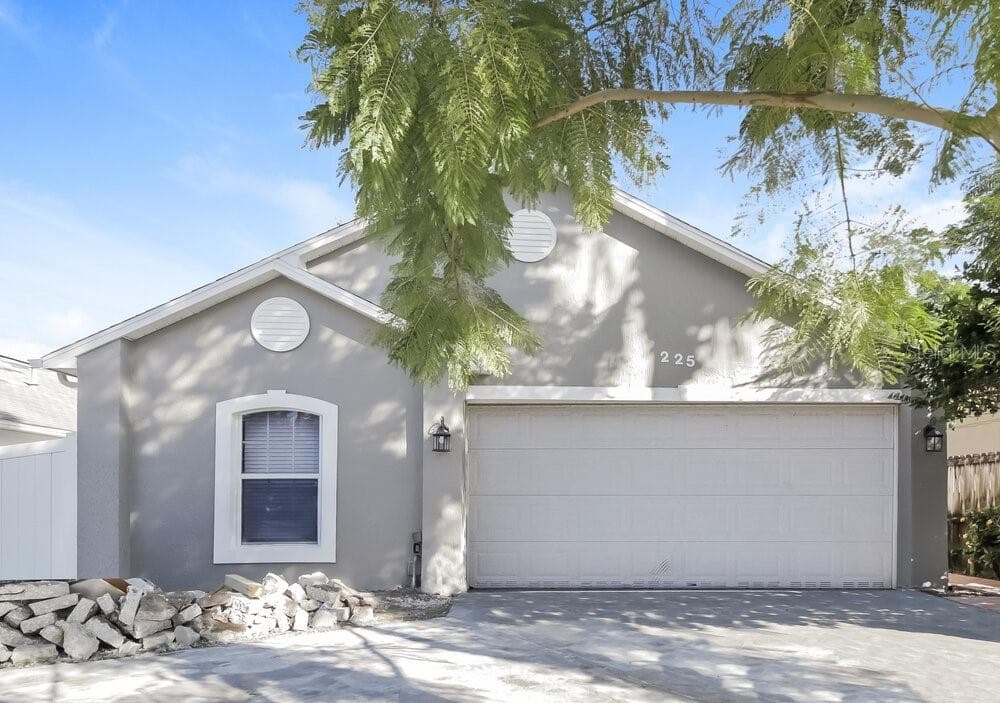 225 TWISTING TRAIL ORLANDO, FL 32825