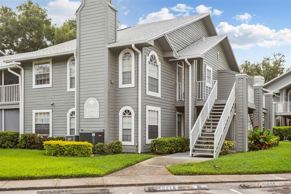 11914 SKYLAKE PLACE UNIT 53A TEMPLE TERRACE, FL 33617