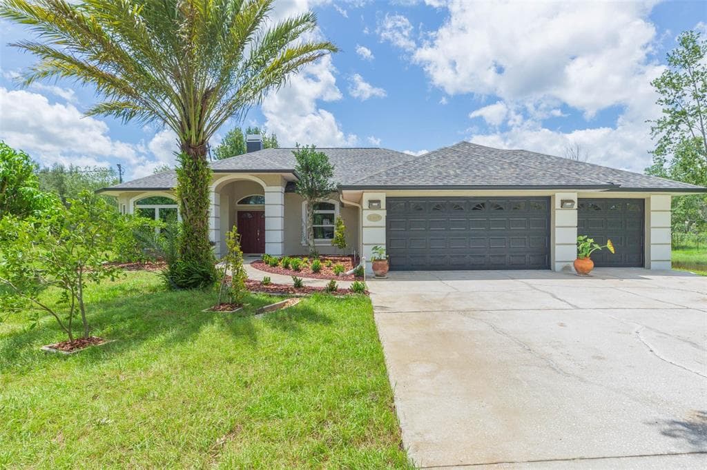 3519 HAYSTACK ROAD WESLEY CHAPEL, FL 33543