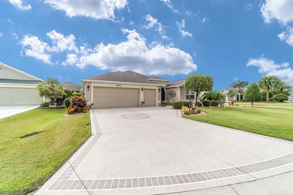 1931 SASSPARILLA WAY THE VILLAGES, FL 32162