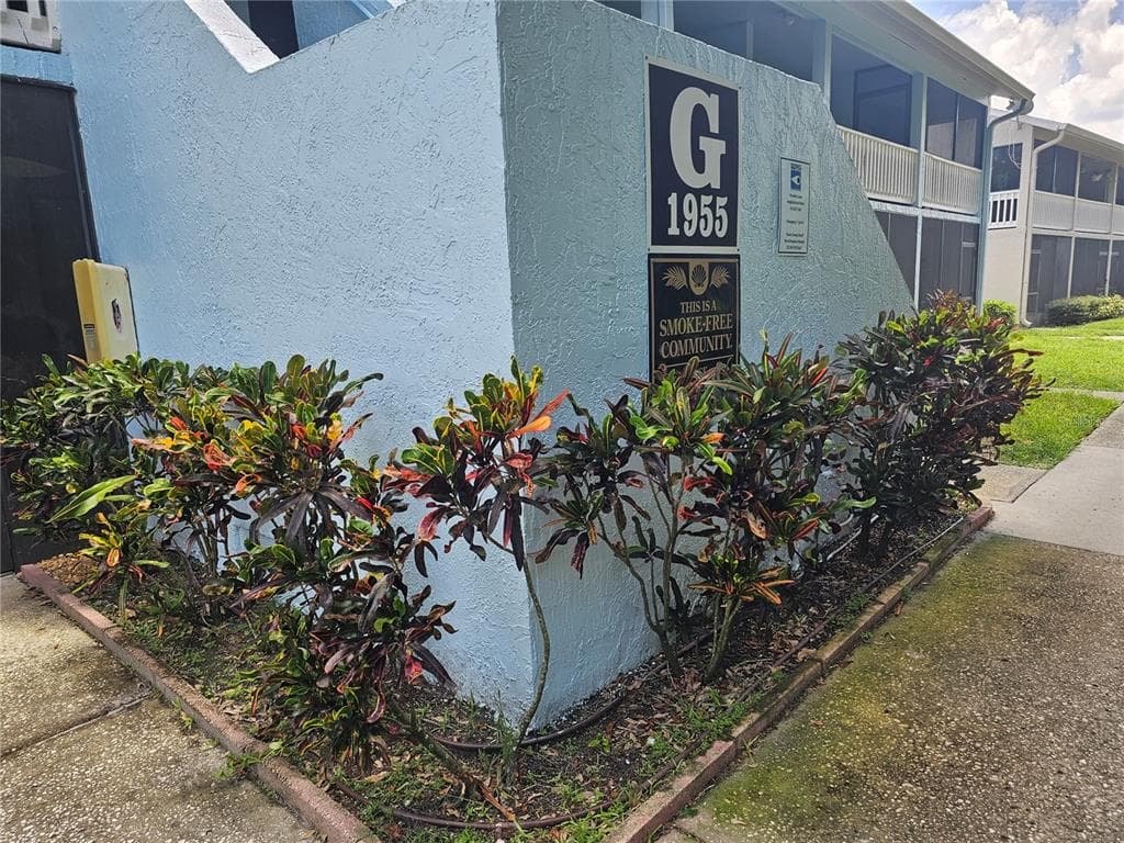 1955 ABRICO DRIVE UNIT 16 LUTZ, FL 33558