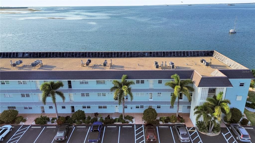7 DUNOON PLACE UNIT 315 DUNEDIN, FL 34698