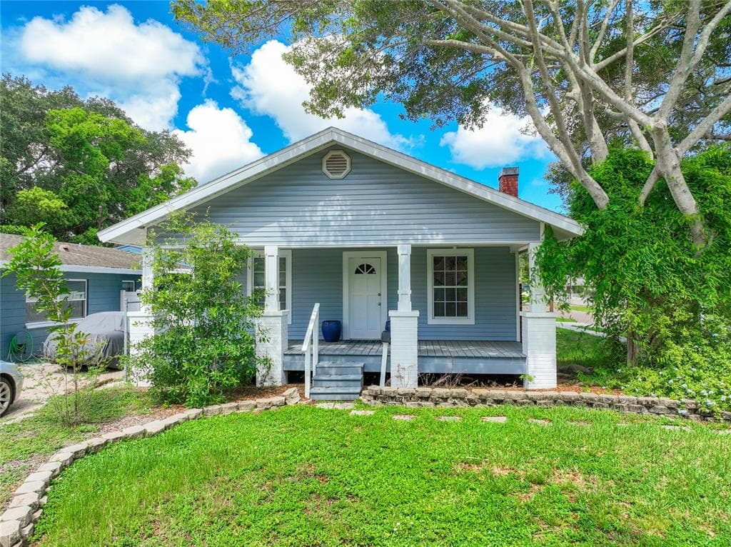 375 4TH STREET NW LARGO, FL 33770