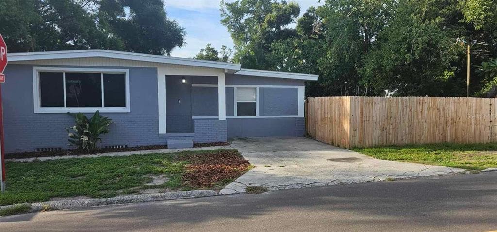 7300 N DIXON AVENUE TAMPA, FL 33604