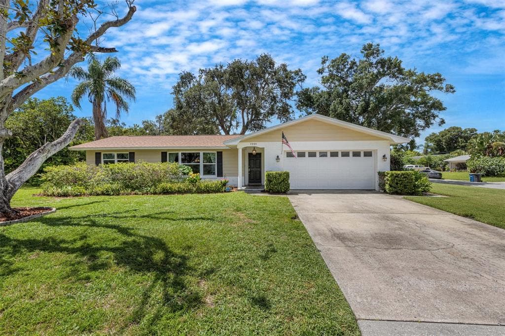 1559 SOUVENIR DRIVE CLEARWATER, FL 33755