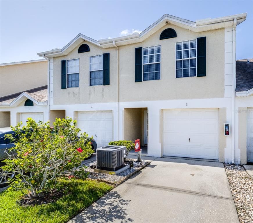 682 GREEN VALLEY ROAD UNIT C7 PALM HARBOR, FL 34683