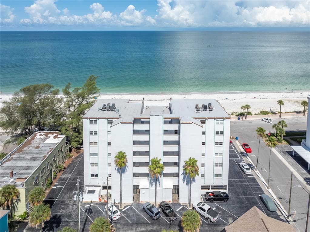 403 GULF WAY UNIT 302