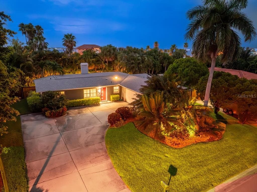 432 39TH AVENUE ST PETE BEACH, FL 33706