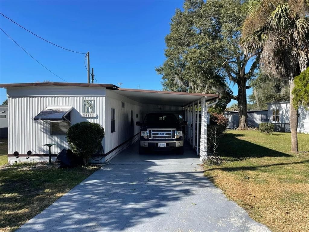 24631 PLUMOSA DRIVE LEESBURG, FL 34748