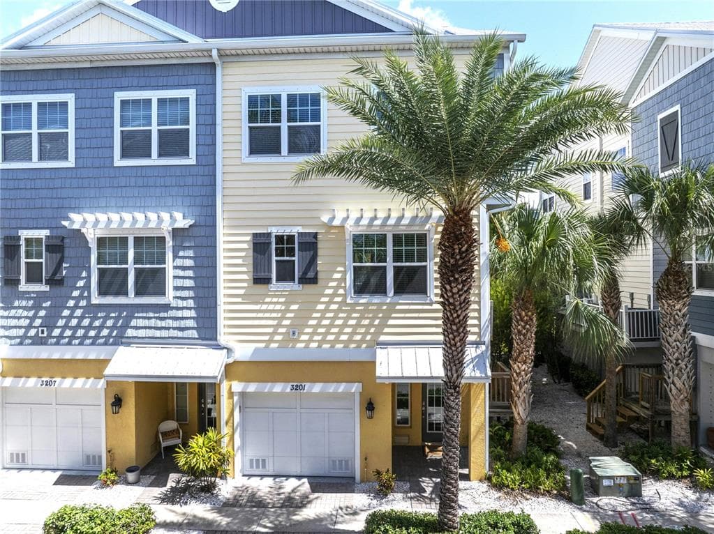 3201 NAUTICAL PLACE S ST PETERSBURG, FL 33712