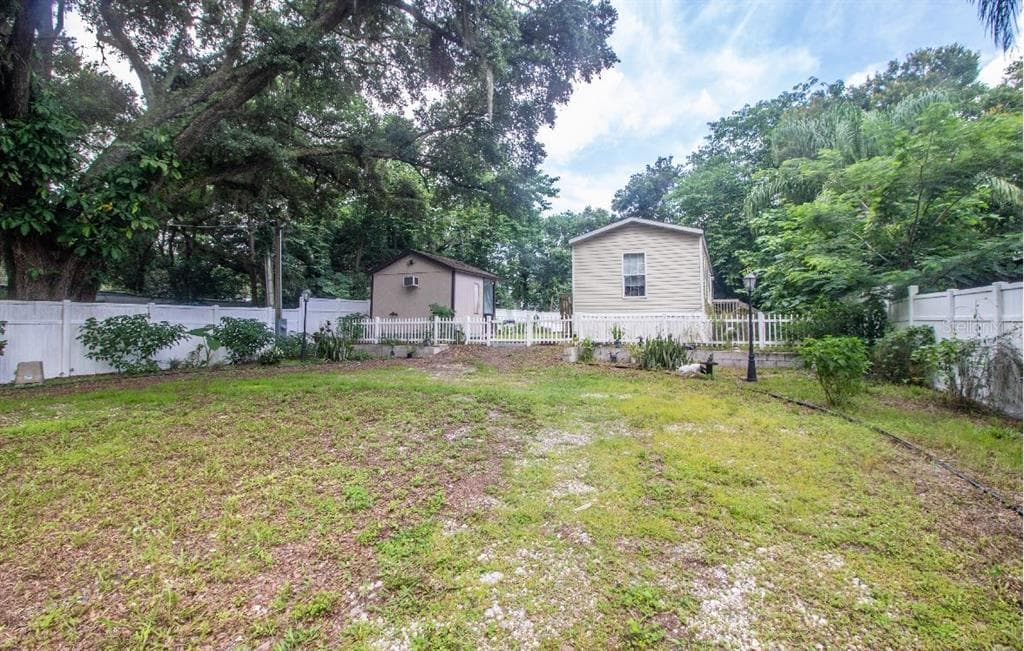 5314 ROYAL OAK DRIVE TAMPA, FL 33610
