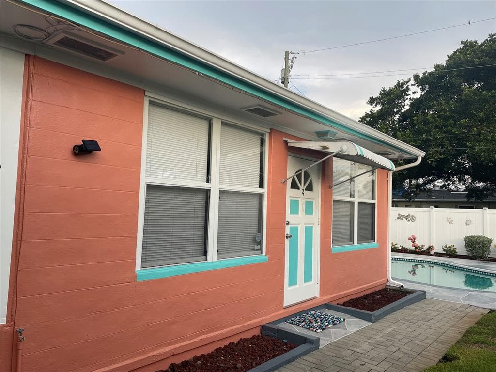 320 79TH AVENUE ST PETE BEACH, FL 33706