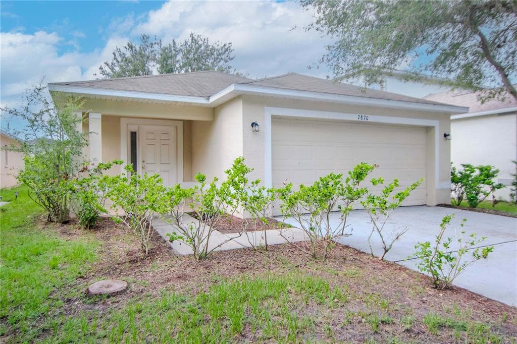 7870 CARRIAGE POINTE DRIVE GIBSONTON, FL 33534