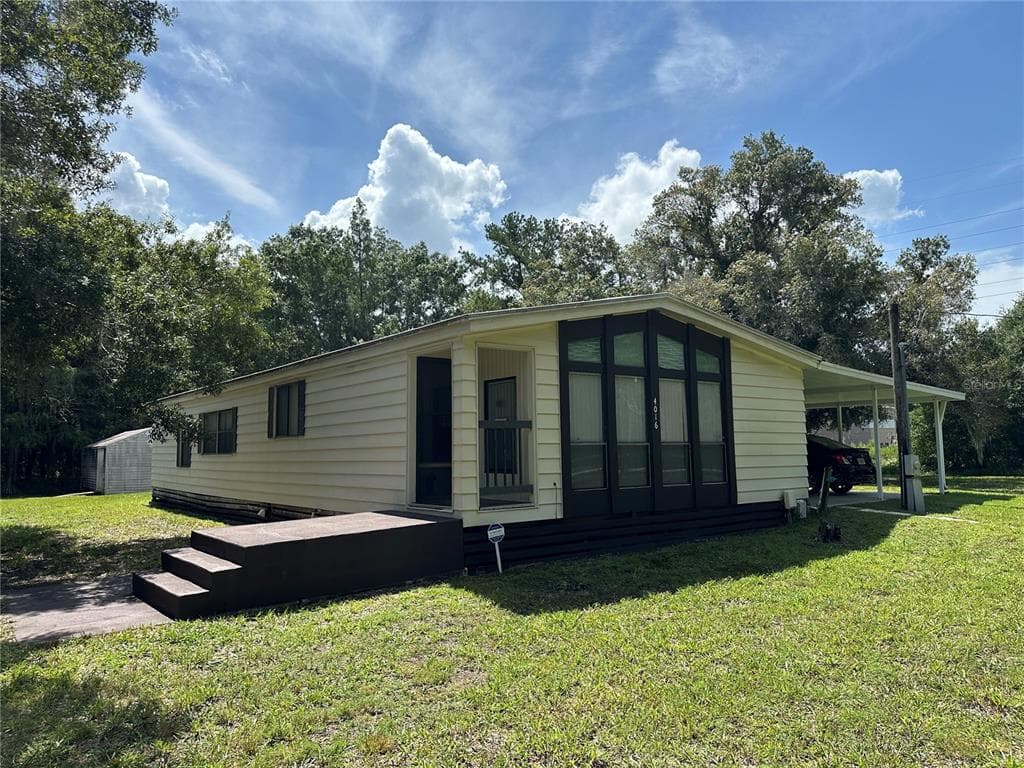 4016 FOX RIDGE BOULEVARD WESLEY CHAPEL, FL 33543