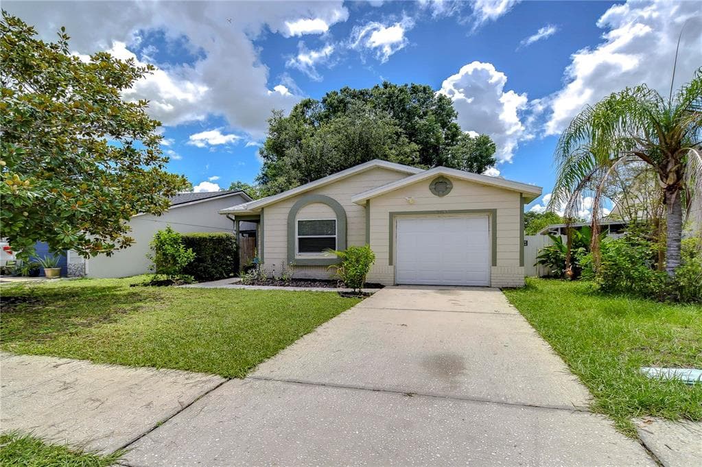 13408 LARAWAY DRIVE RIVERVIEW, FL 33579