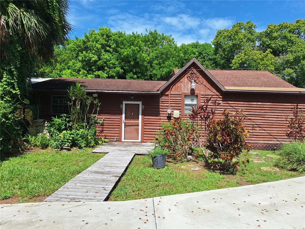 13201 VONN ROAD LARGO, FL 33774
