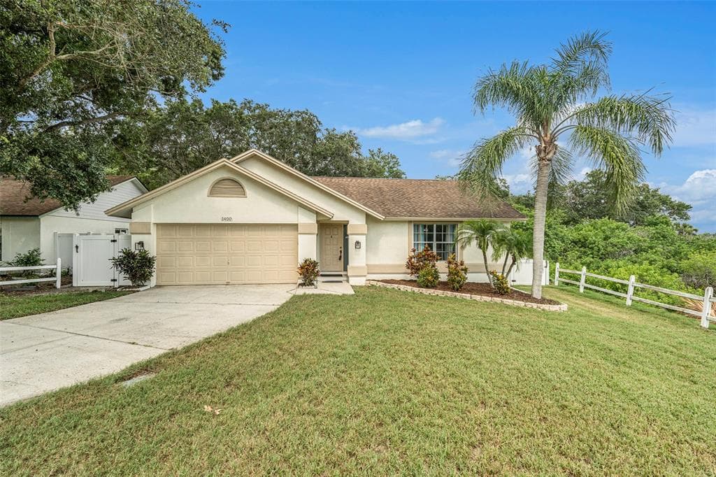 1400 CLUB DRIVE TARPON SPRINGS, FL 34689