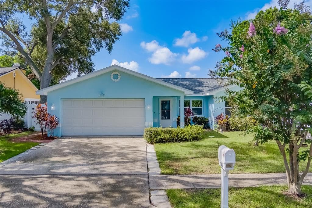 1252 JACKS LANE LARGO, FL 33778