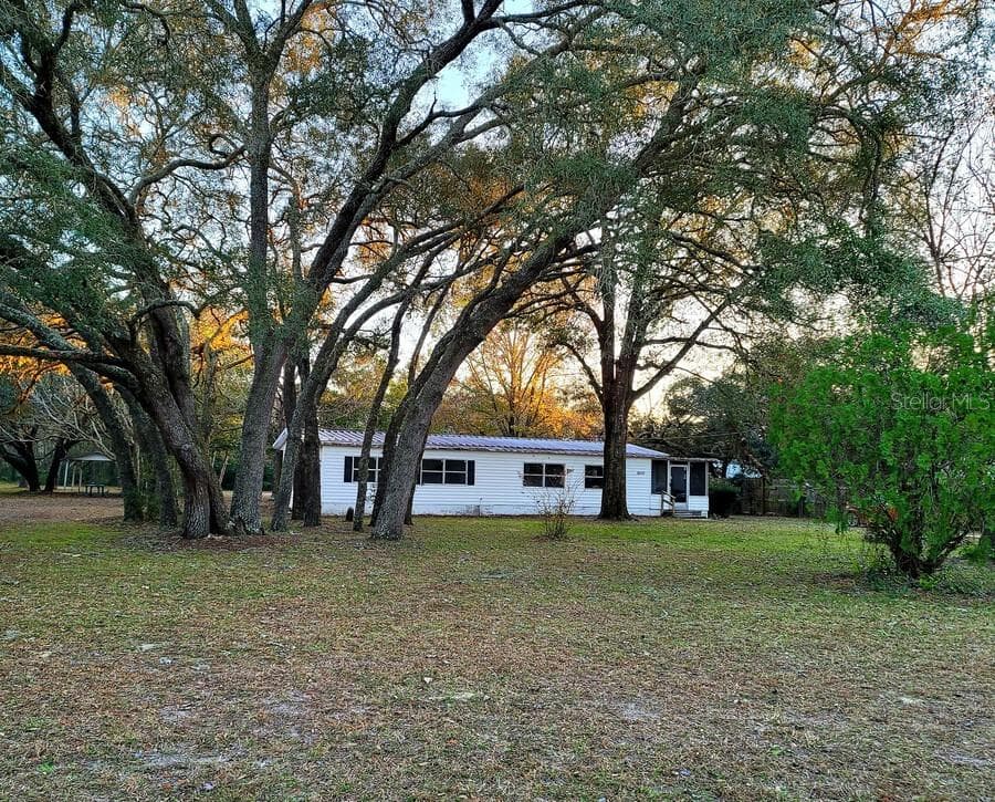 1650 W HIGH ACRES STREET LECANTO, FL 34461