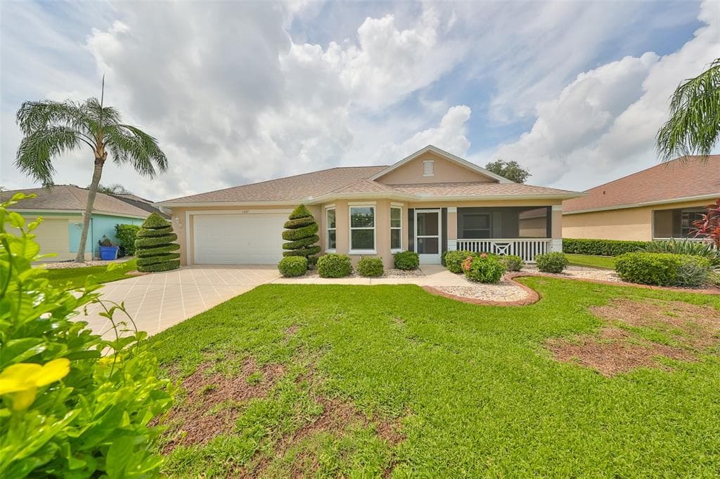 1207 CALOOSA CREEK COURT SUN CITY CENTER, FL 33573