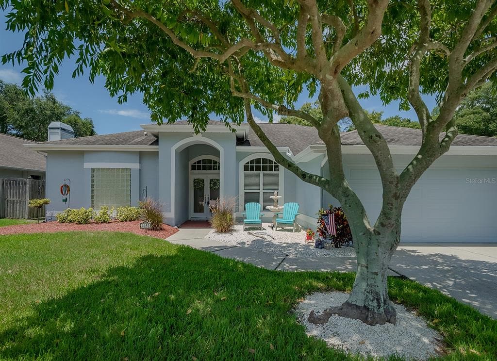 4050 EAGLE COVE EAST DRIVE PALM HARBOR, FL 34685