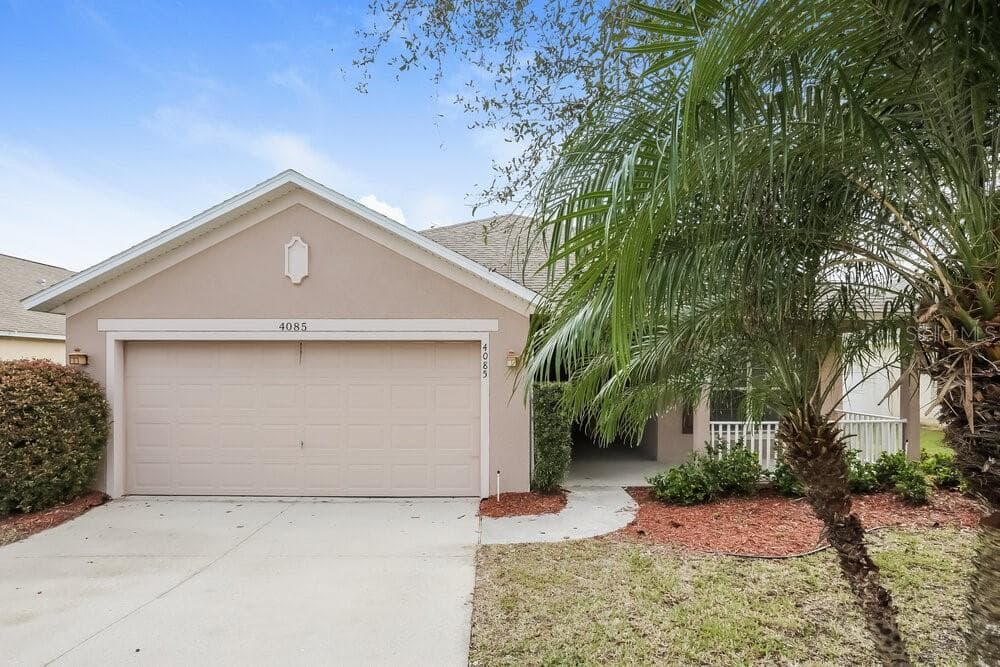 4085 WALTHAM FOREST DRIVE TAVARES, FL 32778