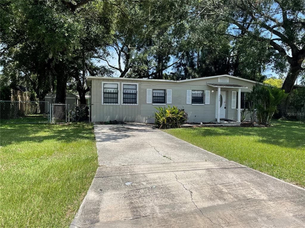 7408 CELESTE LANE TAMPA, FL 33619