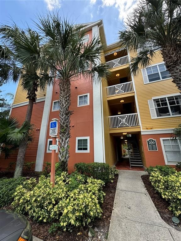 4207 S DALE MABRY HIGHWAY UNIT 2201 TAMPA, FL 33611