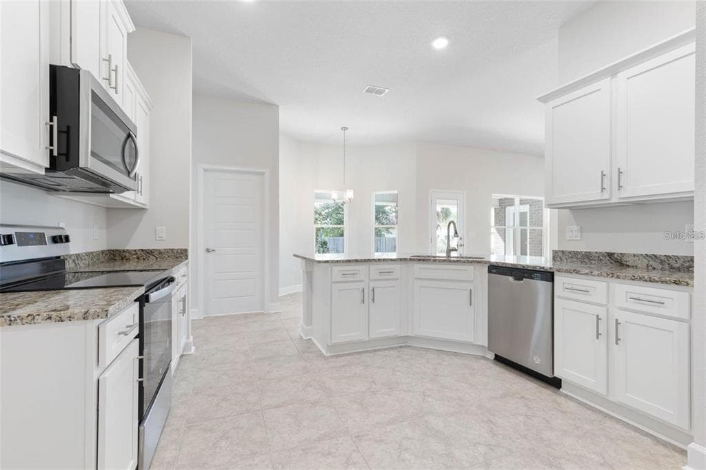 60 WESTGRILL DRIVE PALM COAST, FL 32164