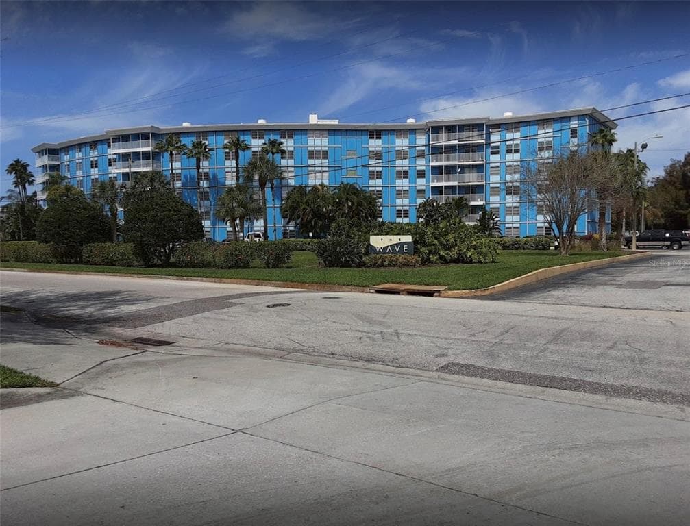 3315 58TH AVENUE S UNIT 322 ST PETERSBURG, FL 33712