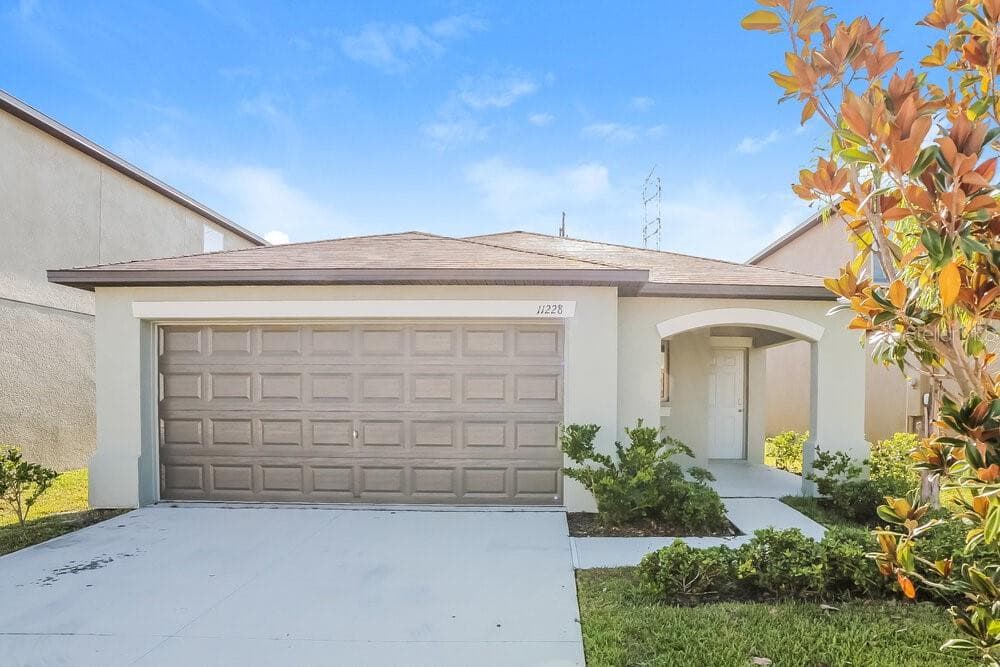 11228 RILEY PINES CIRCLE GIBSONTON, FL 33534