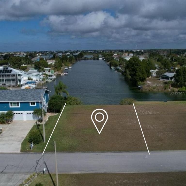 4001 AMBERJACK DRIVE