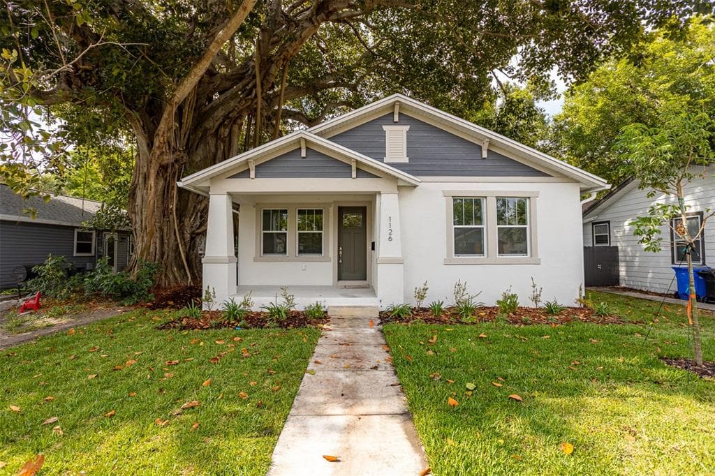 1126 MELROSE AVENUE S ST PETERSBURG, FL 33705