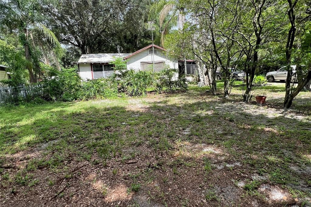 5511 579 HIGHWAY SEFFNER, FL 33584
