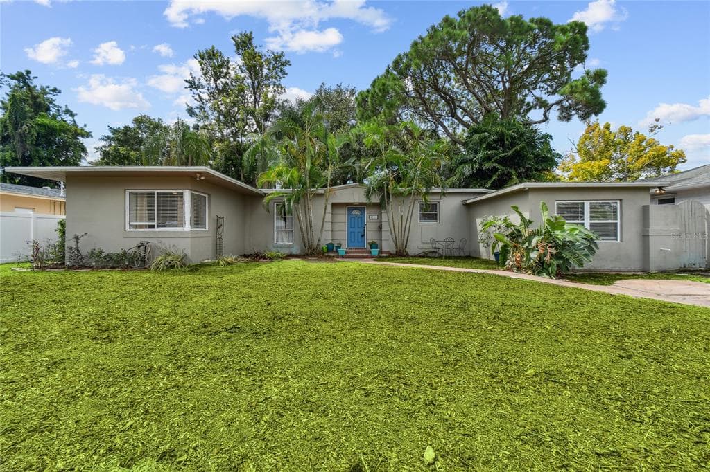 6368 7TH AVENUE N ST PETERSBURG, FL 33710
