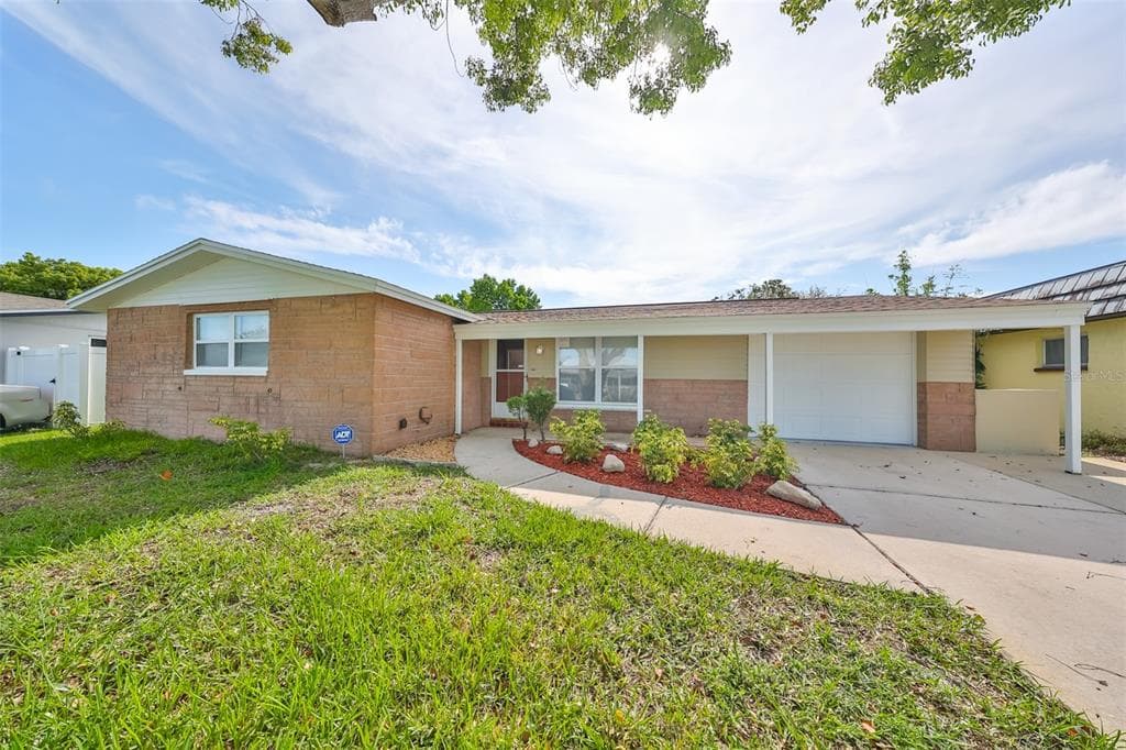 9410 SAINT REGIS LANE