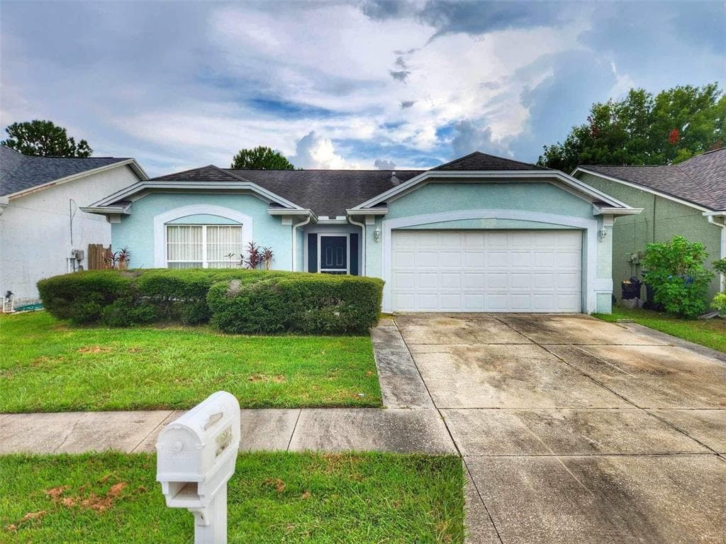 11213 BRAMBLEBRUSH STREET TAMPA, FL 33624