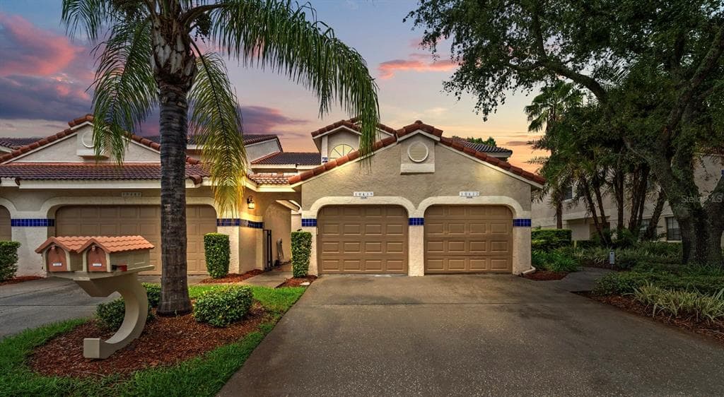10439 LA MIRAGE COURT TAMPA, FL 33615