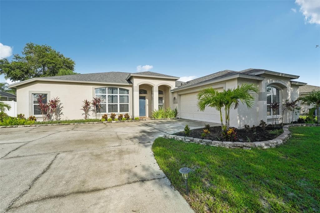 10517 SKYLARK PLACE RIVERVIEW, FL 33569