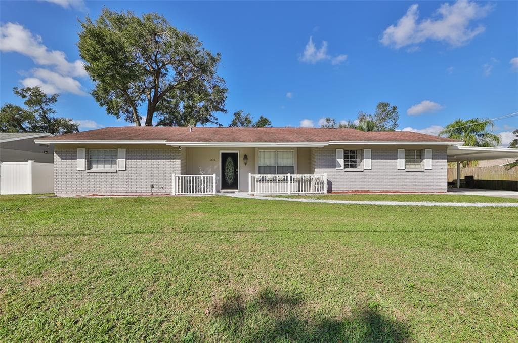 1504 MEADOWRIDGE DRIVE VALRICO, FL 33596