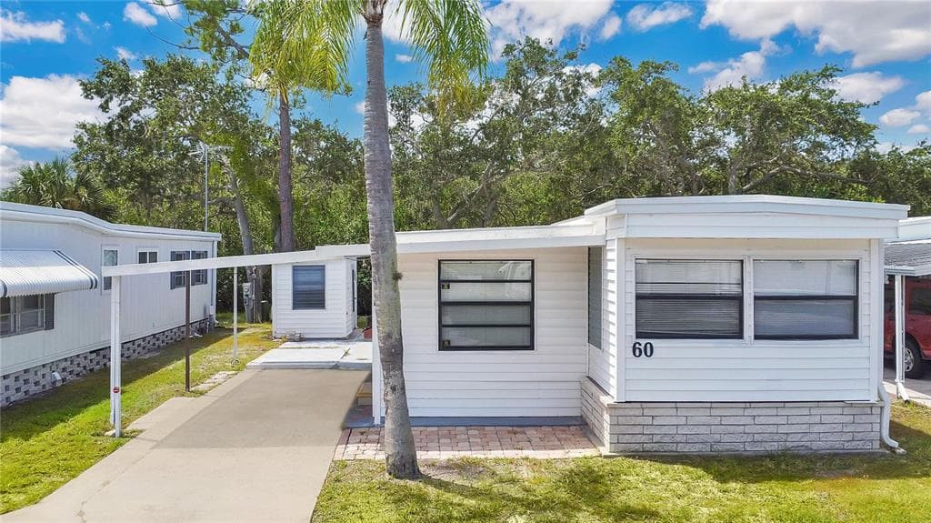 605 MICHIGAN BOULEVARD UNIT 60 DUNEDIN, FL 34698