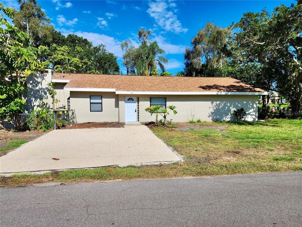 146 18TH STREET NW RUSKIN, FL 33570