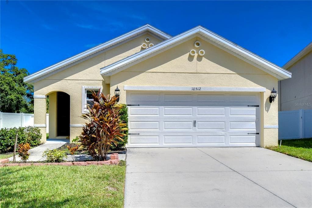 10512 WHISPERING HAMMOCK DRIVE RIVERVIEW, FL 33578